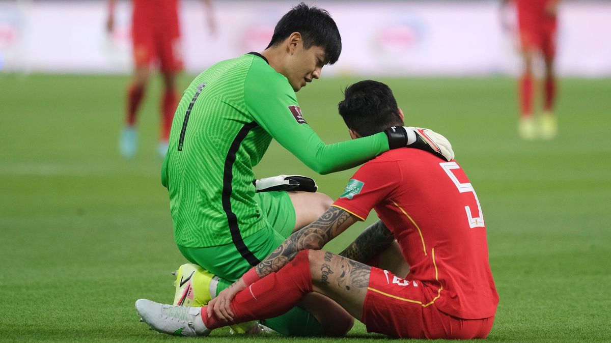 Odstraňte si tetování, vzkázala Čína fotbalistům. Pro blaho společnosti